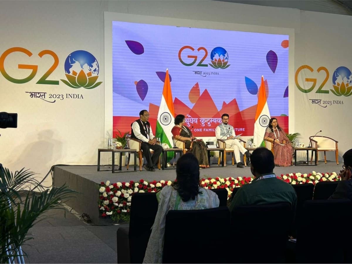Government Ceremonies & Summits